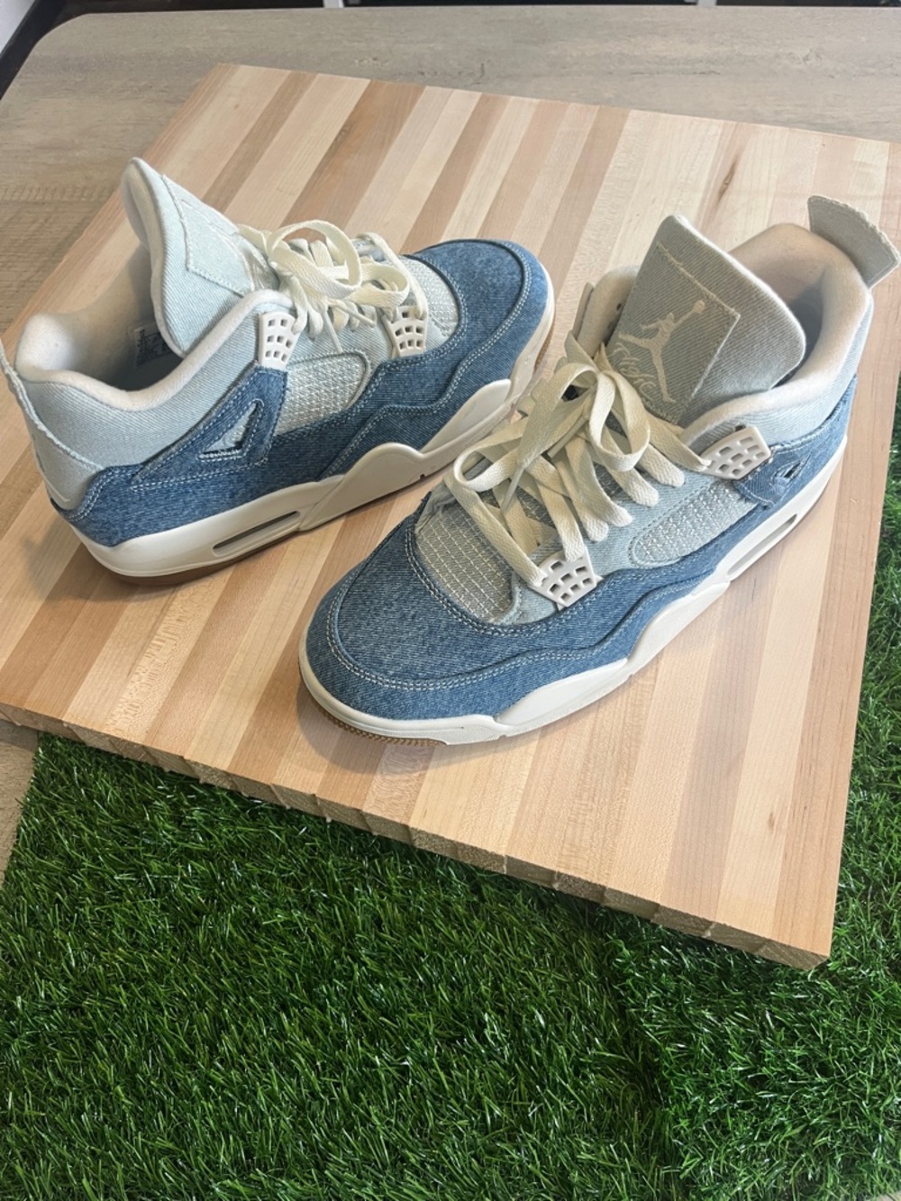Jordan Retro 4 Retro TEX Denim Sneakers - Light Blue & Cream